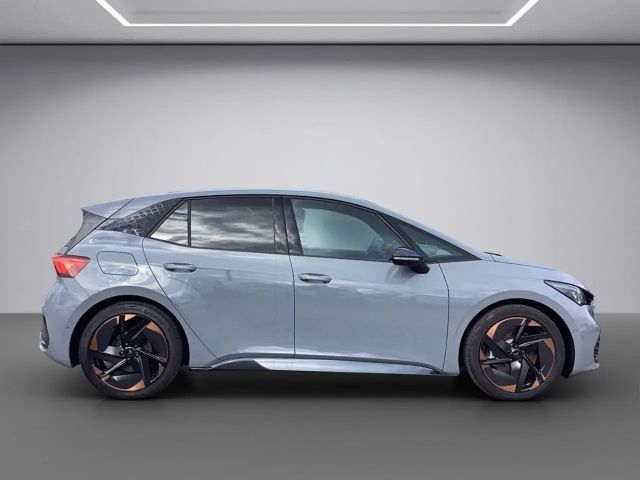 Cupra Born KLIMA KEYLESS SHZ NAVI LED 360°