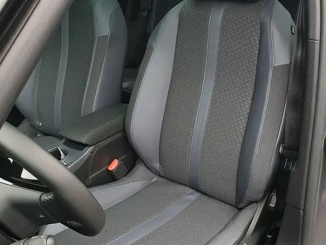 Peugeot 2008 Allure Pack PureTech