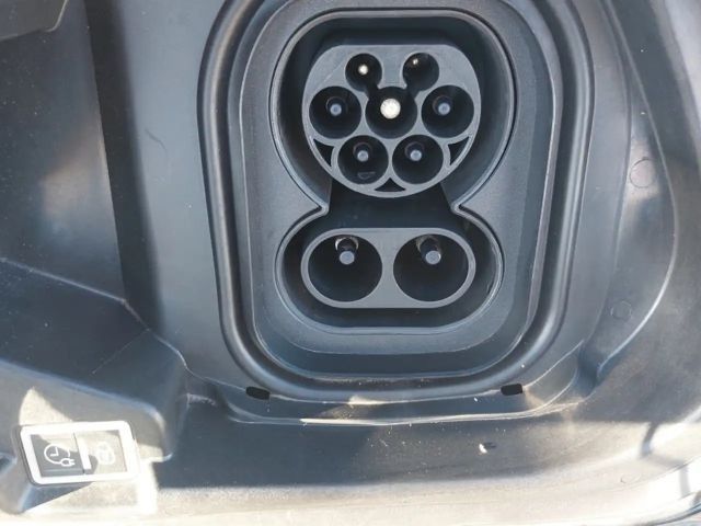 Peugeot E-208 Allure Pack