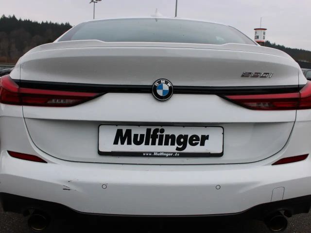 BMW 220 220i Coupé M-Sport