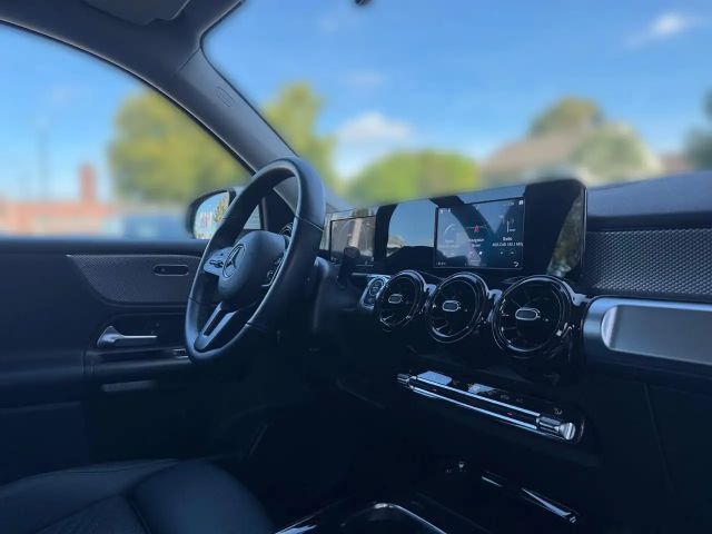 Mercedes-Benz GLB 200 4MATIC GLB 200 d Style