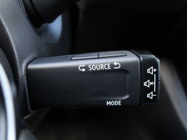 Renault Captur EDC Hybrid Techno