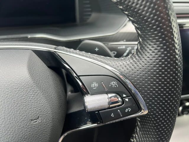 Skoda Superb Sportline iV