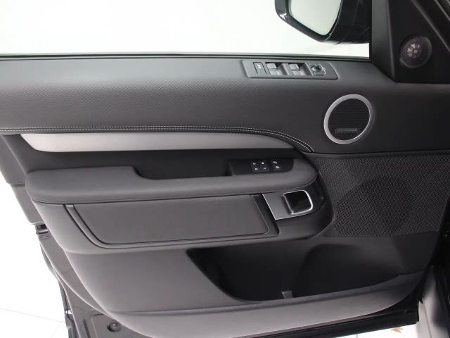 Land Rover Discovery AWD Dynamic SE