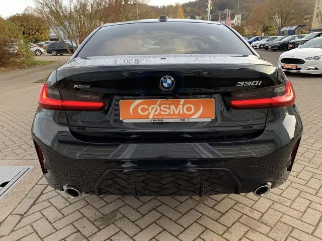 BMW 330 330i M-Sport Sedan xDrive