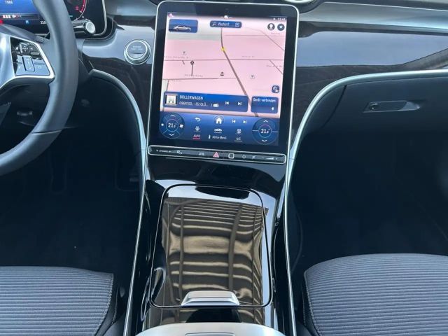 Mercedes-Benz C 180 AVANTGARDE Sedan