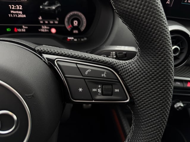 Audi Q2 35 TFSI S-Line S-Tronic