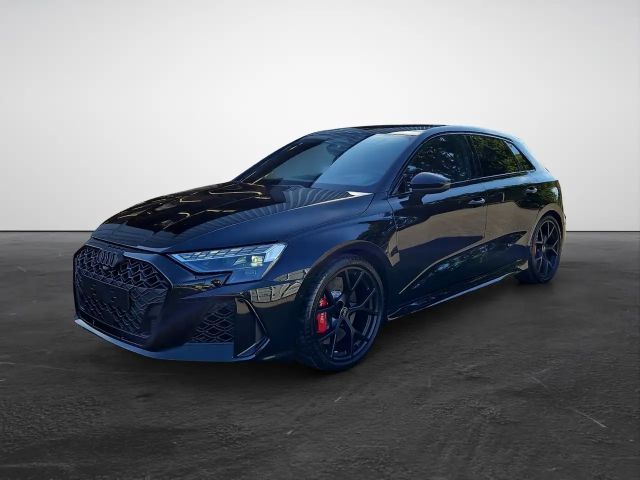 Audi RS3 Quattro S-Tronic Sedan Sportback