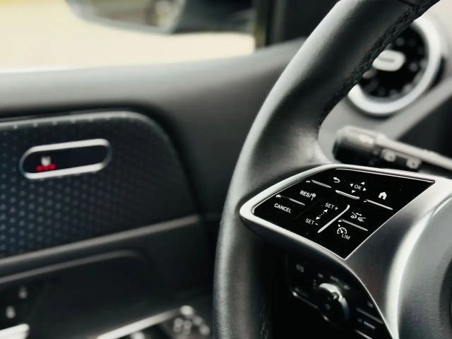 Mercedes-Benz B 180 Progressive Sedan