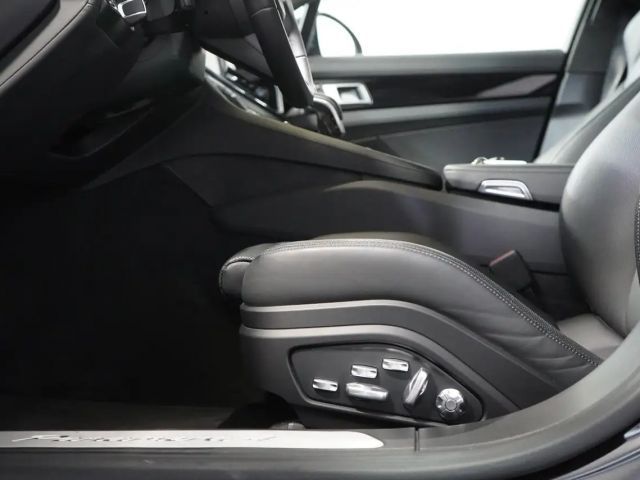 Porsche Panamera 4 E-Hybrid