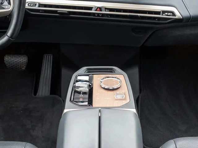 BMW iX xDrive40