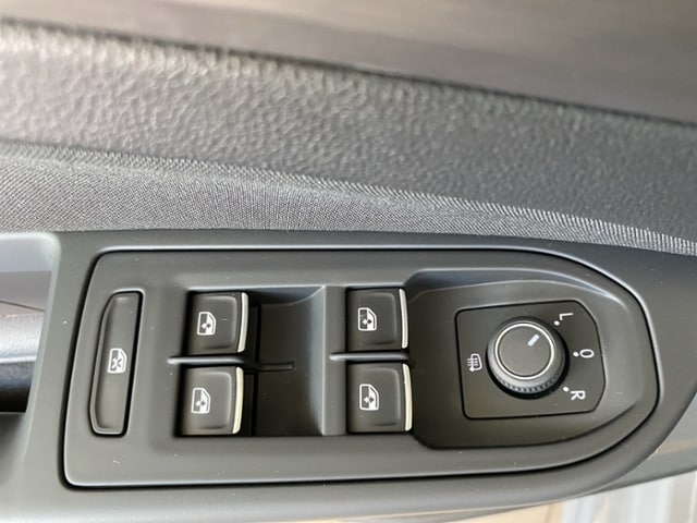 Volkswagen Golf 2.0 TSI 4Motion DSG Golf VIII