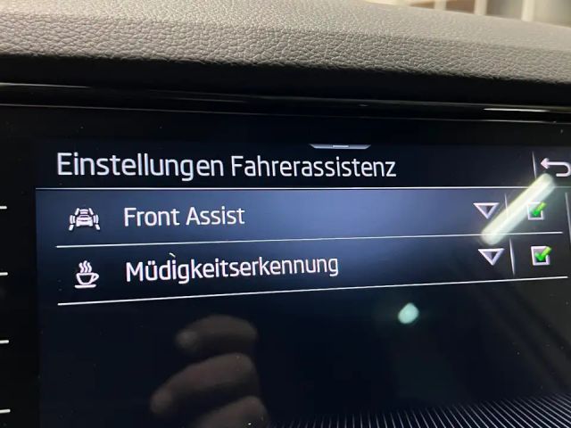 Skoda Karoq 4x4 Style Style