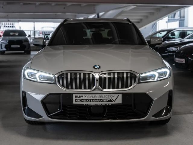 BMW 320 320d M-Sport Touring xDrive