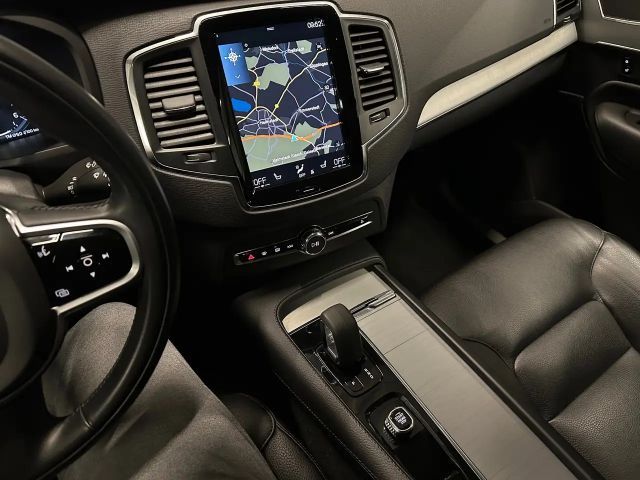 Volvo XC90 AWD Momentum