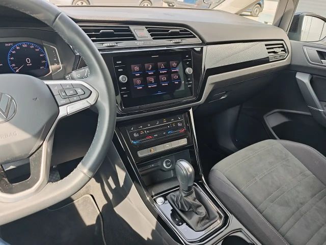 Volkswagen Touran DSG Highline