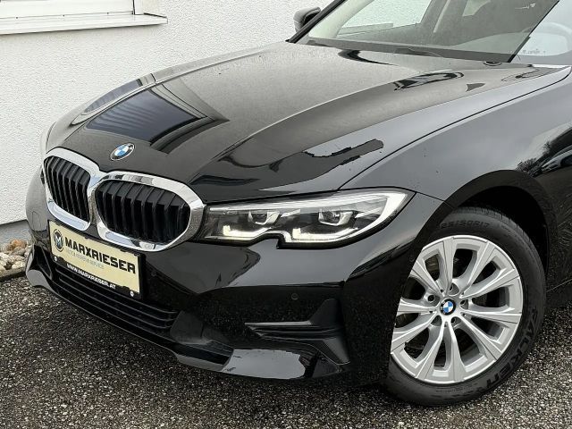 BMW 320 320d Touring xDrive