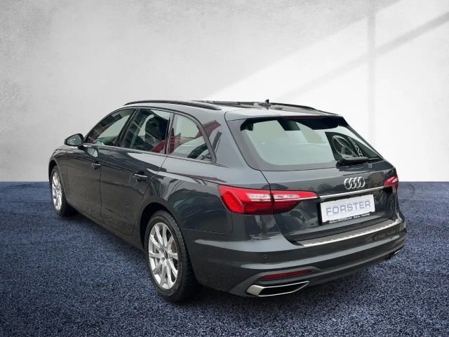 Audi A4 35 TFSI Avant Sedan