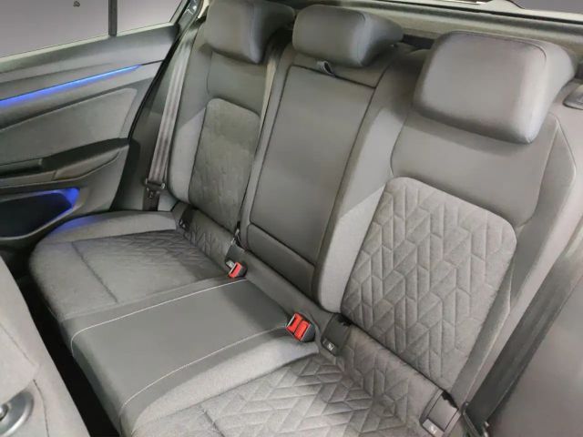 Volkswagen Golf 1.5 TSI Move