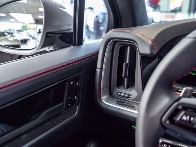 Porsche Cayenne E-Hybrid Turbo