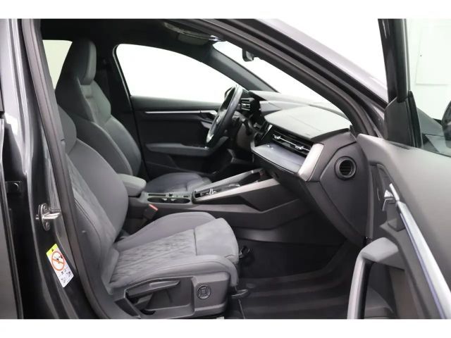 Audi A3 35 TDI S-Line Sedan Sportback