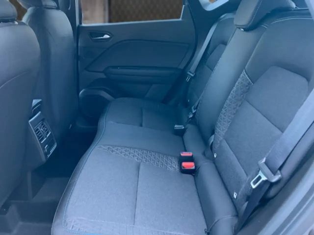 Mitsubishi ASX Invite