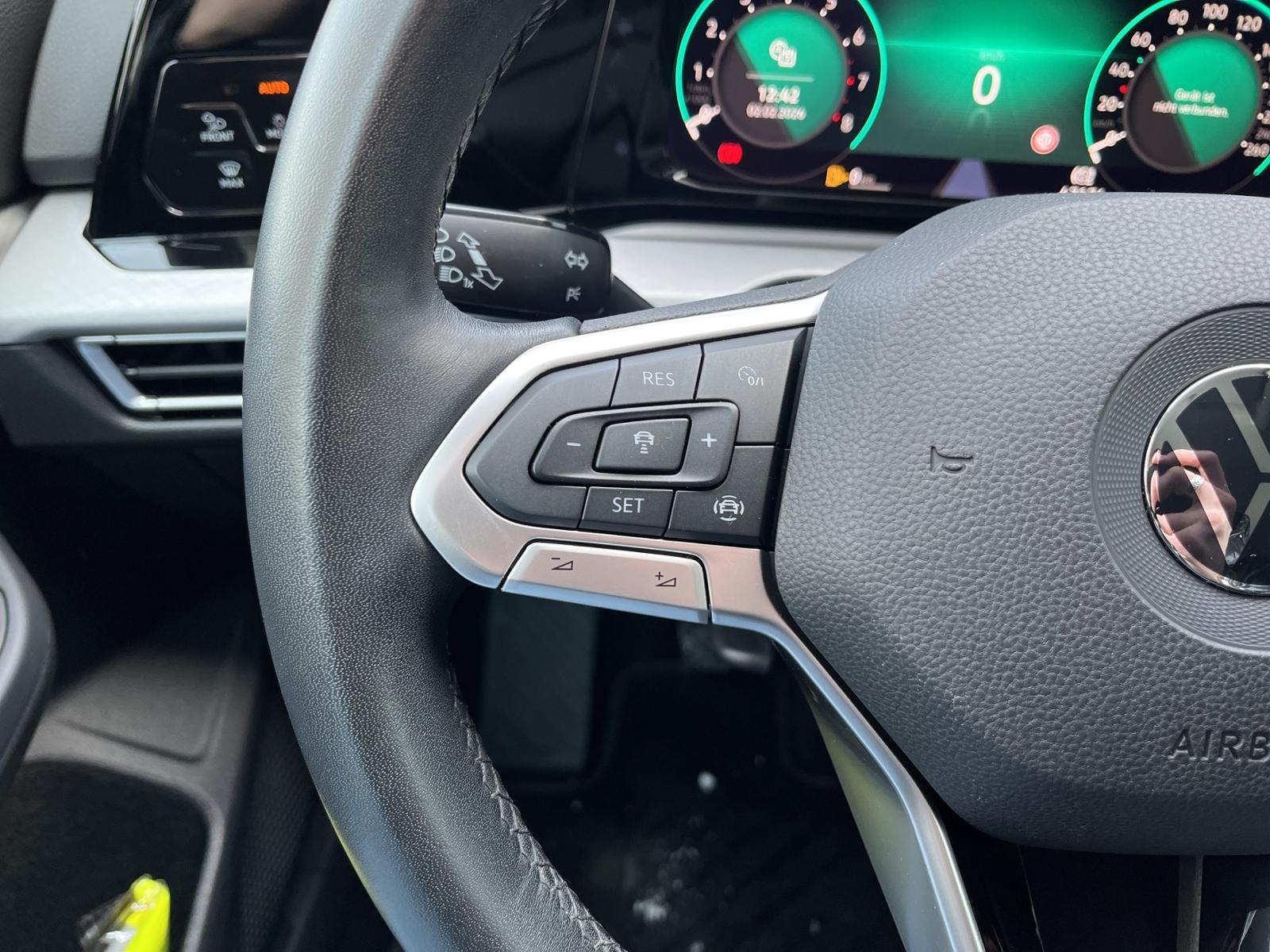 Volkswagen Golf 1.5 TSI Golf VIII Life