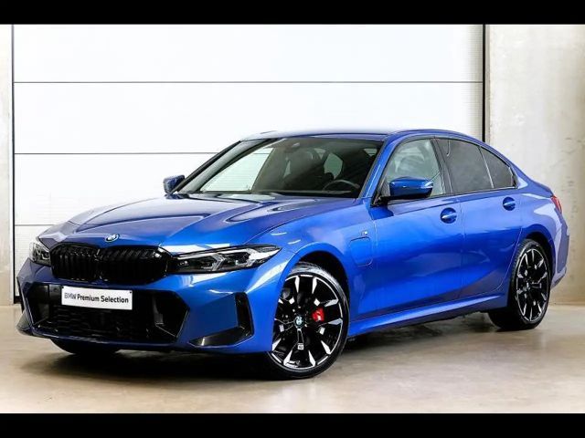 BMW 330 M-Sport Sedan xDrive