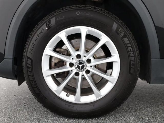 Mercedes-Benz GLA 180 GLA 180 d