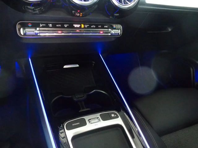 Mercedes-Benz GLB 220 4Matic,MEMORY,MULTIBEAM,360°,NP:62.505,-