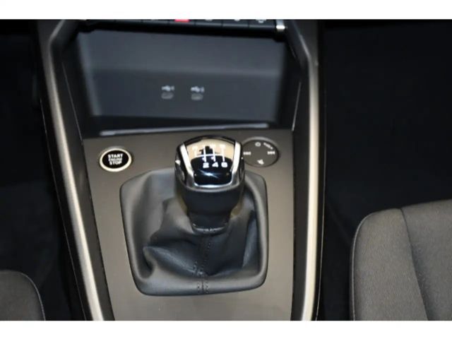 Audi A3 35 TFSI Sedan