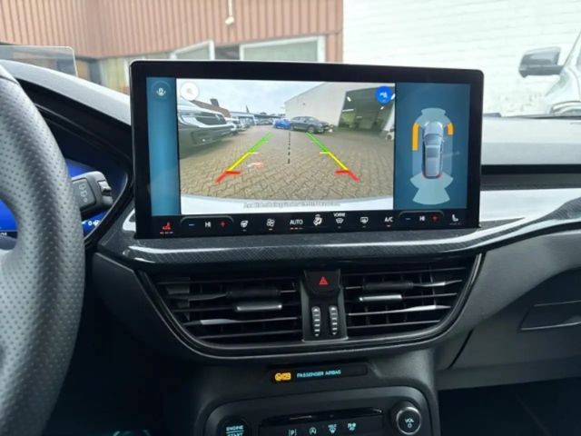 Ford Focus ST Line Wagon