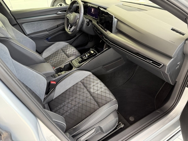 Volkswagen Golf 2.0 TDI DSG Golf VIII Variant