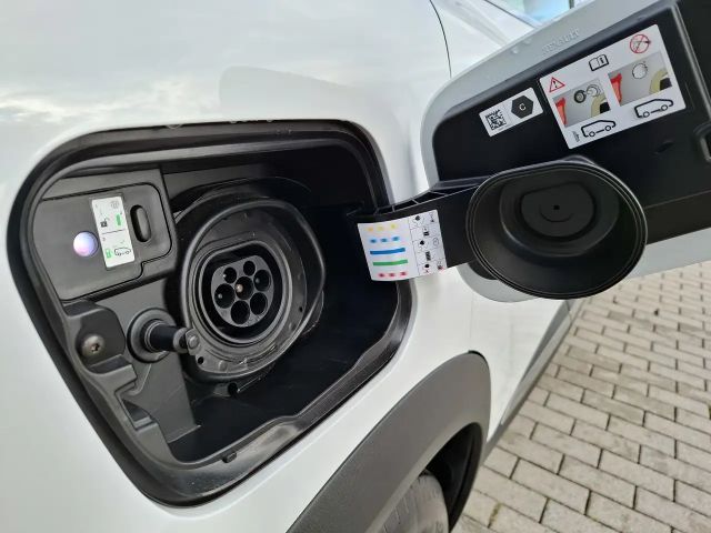 Renault Captur E-Tech Intens