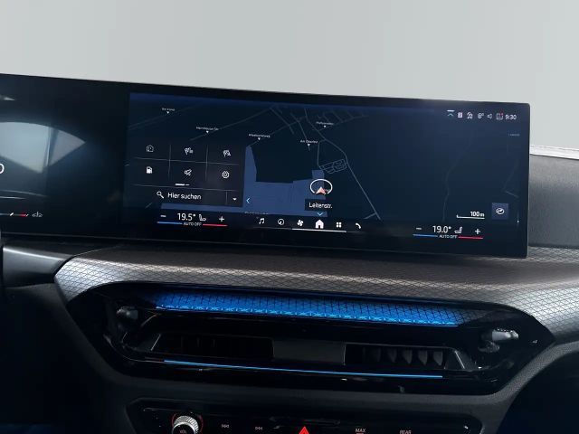 BMW 320 320d M-Sport Sedan