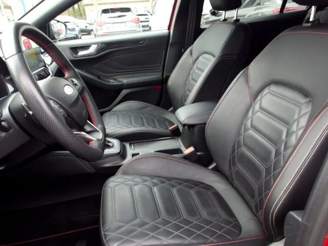 Ford Focus EcoBoost ST Line Vignale Wagon