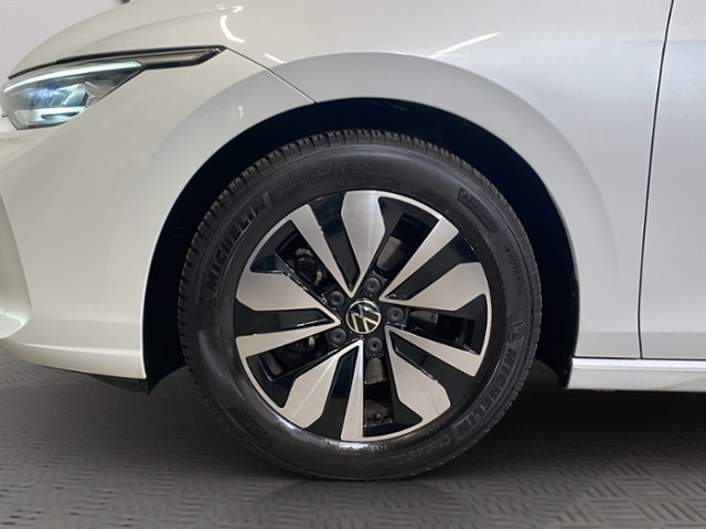 Volkswagen Golf 1.5 eTSI DSG Golf VIII Variant