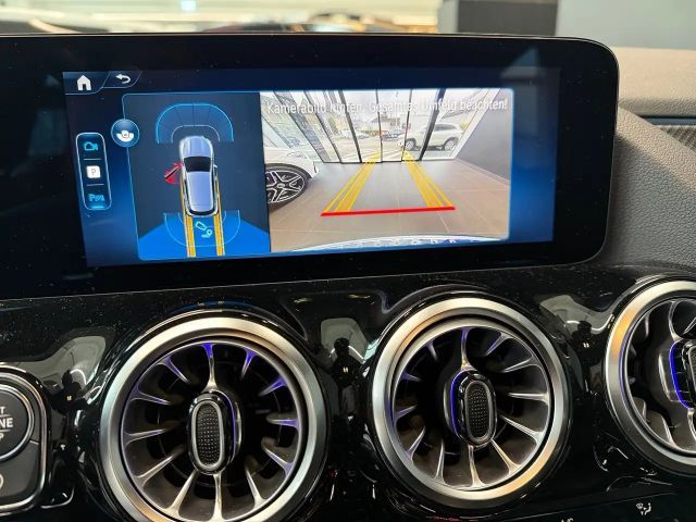 Mercedes-Benz GLA 200 4MATIC GLA 200 d