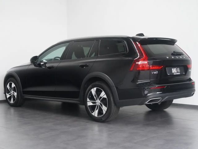 Volvo V60 Cross Country AWD