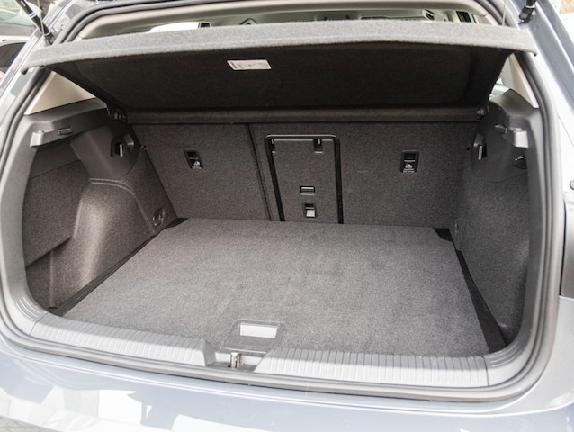 Volkswagen Golf 1.5 TSI Golf VIII Pro