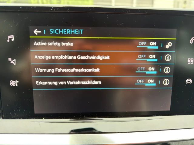 Peugeot E-208 Active Pack