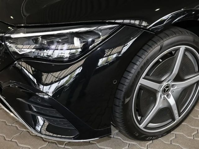 Mercedes-Benz EQE 350 AMG Line Sedan