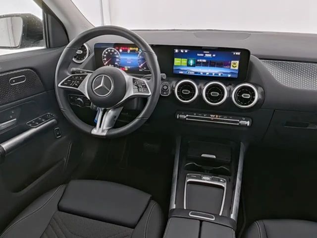 Mercedes-Benz GLA 200 Progressive
