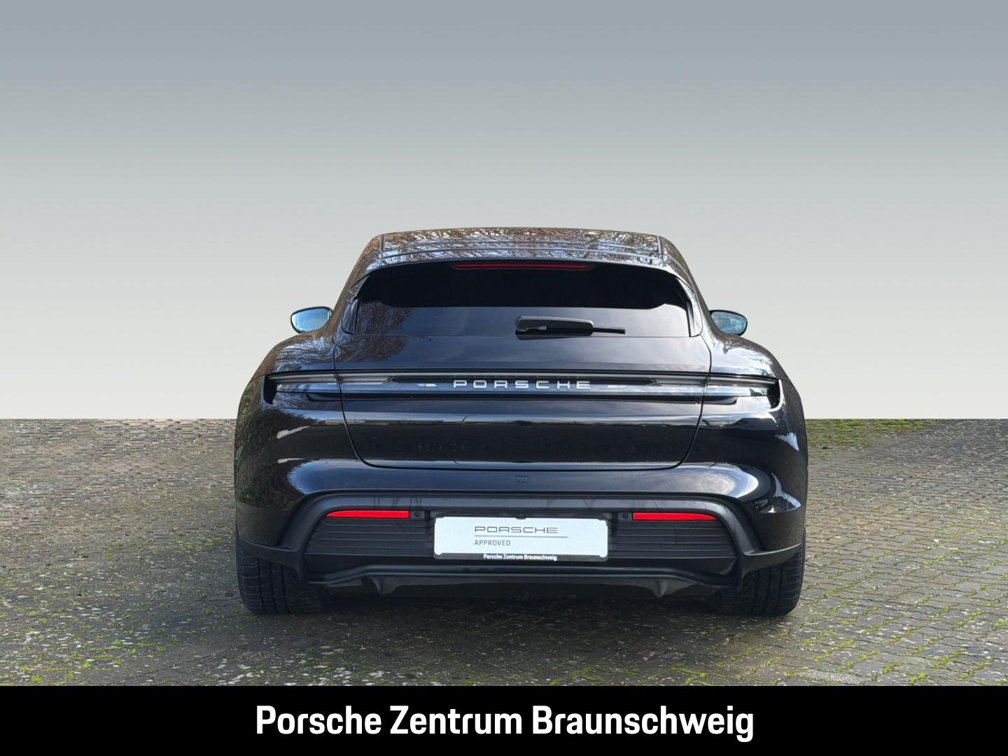 Porsche Taycan Sport Turismo