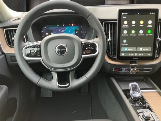 Volvo XC60 AWD Dark Plus T6