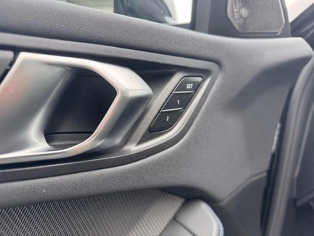 BMW 120 120d M-Sport Sedan