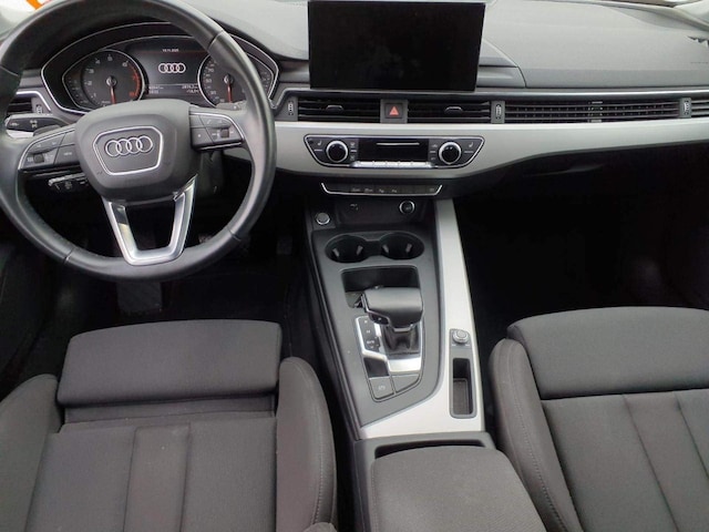 Audi A4 35 TFSI Avant S-Tronic