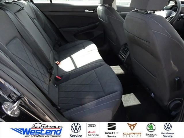 Volkswagen Golf DSG Style