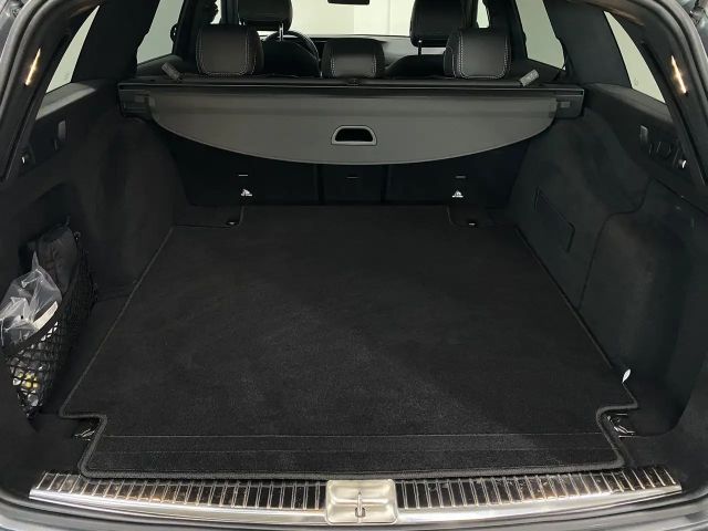 Mercedes-Benz E 220 AMG Line E 220 d Estate