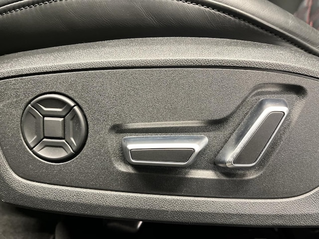 Audi S6 Avant Quattro